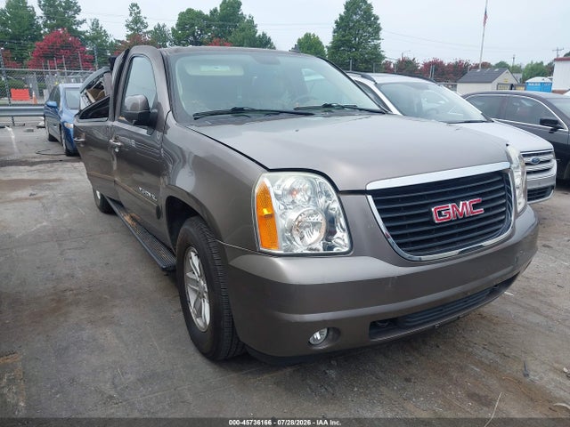 45736166 :رقم المزاد ، 1GKS1KE05DR322567 vin ، 2013 Gmc Yukon Xl 1500 Slt مزاد بيع