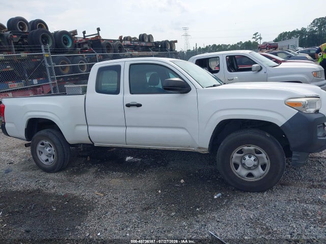 5TFRX5GN0HX083403 Toyota Tacoma Sr