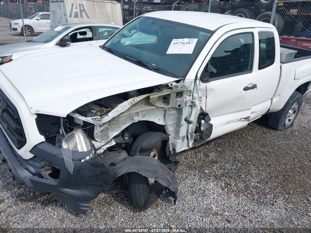 5TFRX5GN0HX083403 Toyota Tacoma Sr