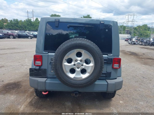 1C4HJWEG7EL270468 Jeep Wrangler Unlimited Sahara