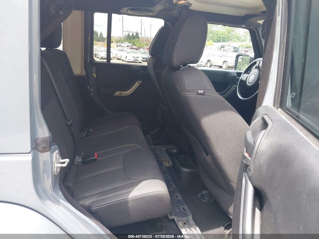 1C4HJWEG7EL270468 Jeep Wrangler Unlimited Sahara