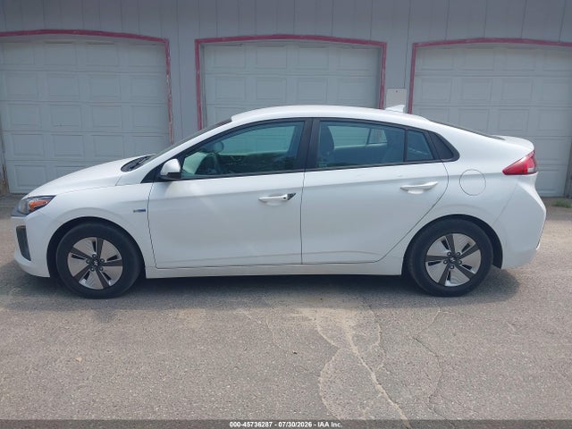 2020 Hyundai Ioniq Hybrid Blue მანქანა იყიდება აუქციონზე, vin: KMHC65LC4LU220393, აუქციონის ნომერი: 45736287