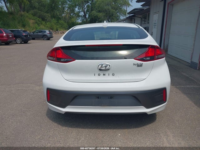2020 Hyundai Ioniq Hybrid Blue მანქანა იყიდება აუქციონზე, vin: KMHC65LC4LU220393, აუქციონის ნომერი: 45736287