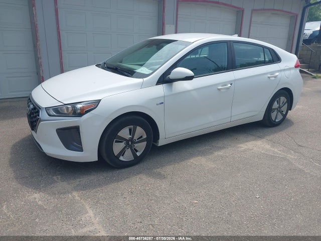 2020 Hyundai Ioniq Hybrid Blue მანქანა იყიდება აუქციონზე, vin: KMHC65LC4LU220393, აუქციონის ნომერი: 45736287