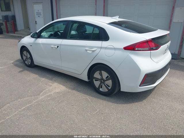 2020 Hyundai Ioniq Hybrid Blue მანქანა იყიდება აუქციონზე, vin: KMHC65LC4LU220393, აუქციონის ნომერი: 45736287