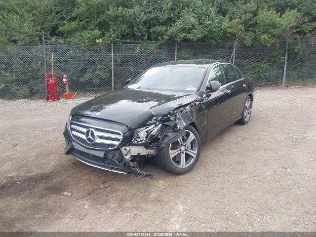 WDDZF4KBXHA062125 Mercedes-Benz E 300 4matic