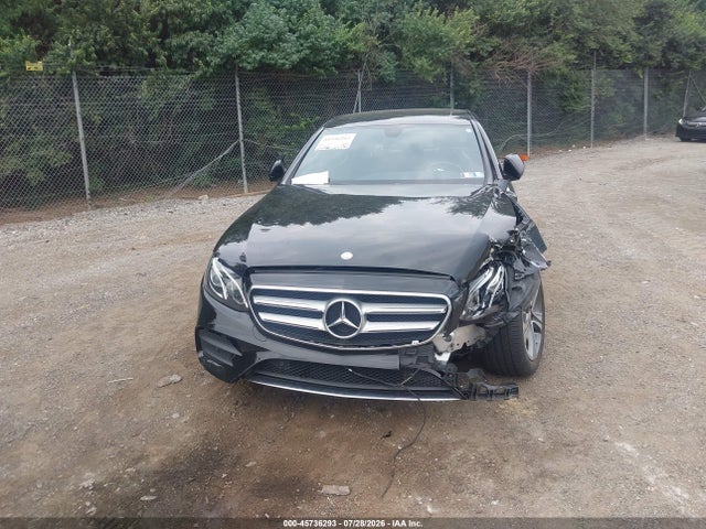 WDDZF4KBXHA062125 Mercedes-Benz E 300 4matic