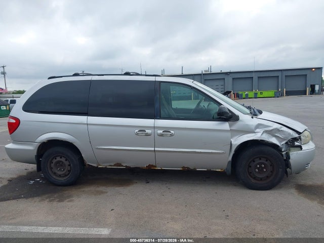 Aukcja sprzedaży 2003 Chrysler Town & Country, vin: 2C4GP24363R242120, numer aukcji: 45736314