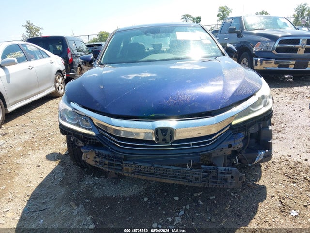 45736360 :رقم المزاد ، 1HGCR2F68HA243976 vin ، 2017 Honda Accord Sport مزاد بيع