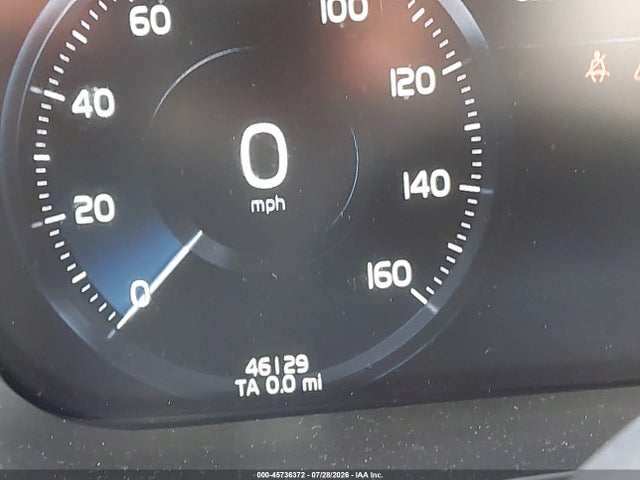 Продаж на аукціоні авто 2019 Volvo Xc60 T5 Momentum, vin: LYV102RKXKB192022, номер лоту: 45736372