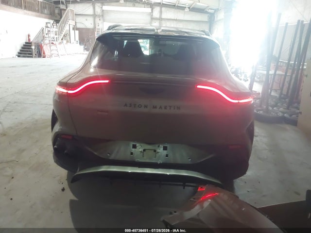 Aston Martin Dbx 707 2023 SD7VUJBW8PTV08548 Image 16