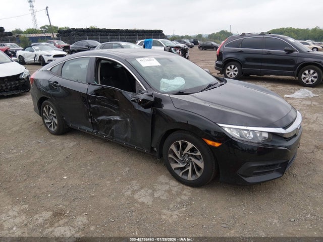 45736463 :رقم المزاد ، 2HGFC2F7XJH543615 vin ، 2018 Honda Civic Ex مزاد بيع