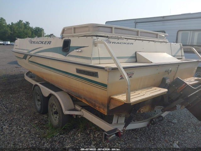 Продаж на аукціоні авто 2002 Suntracker Other, vin: BUJ11492L102, номер лоту: 45736528