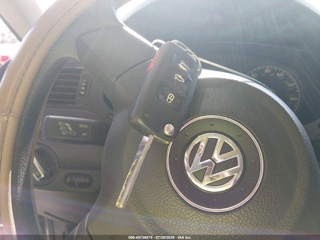2011 Volkswagen Jetta 2.0l S მანქანა იყიდება აუქციონზე, vin: 3VW1K7AJ7BM069506, აუქციონის ნომერი: 45736575