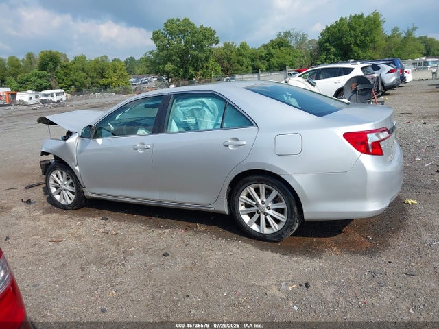 Aukcja sprzedaży 2014 Toyota Camry Xle, vin: 4T4BF1FK5ER374840, numer aukcji: 45736579