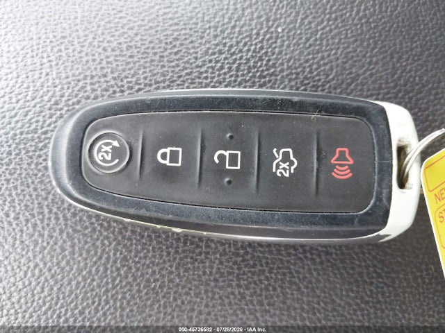 Продажа на аукционе авто 2019 Ford Escape Se, vin: 1FMCU9GD9KUC24406, номер лота: 45736582