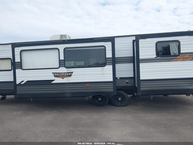 Продаж на аукціоні авто 2021 Forest River Wildwood 31kqbts Travel Trailer, vin: 4X4TWDG27M8807711, номер лоту: 45736628