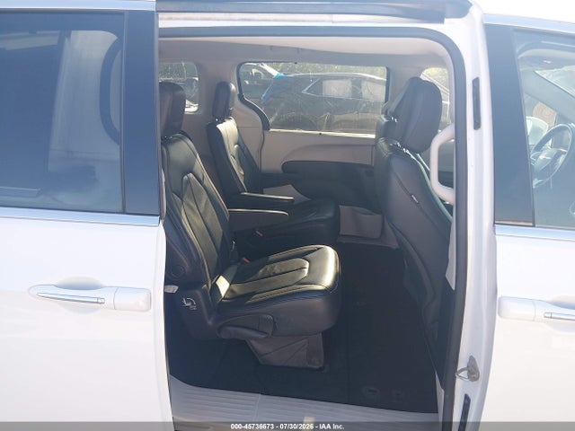 2017 Chrysler Pacifica Touring-l მანქანა იყიდება აუქციონზე, vin: 2C4RC1BG6HR809437, აუქციონის ნომერი: 45736673
