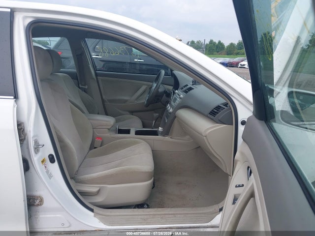 Aukcja sprzedaży 2011 Toyota Camry Le, vin: 4T1BF3EK1BU621547, numer aukcji: 45736688