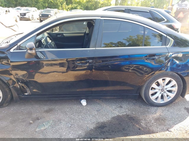 2015 Subaru Legacy 2.5i Premium მანქანა იყიდება აუქციონზე, vin: 4S3BNBH63F3063101, აუქციონის ნომერი: 45736746