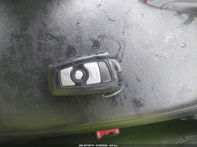 2013 Bmw 328i Xdrive მანქანა იყიდება აუქციონზე, vin: WBA3B5G50DNP40613, აუქციონის ნომერი: 45736779