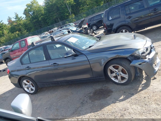 2013 Bmw 328i Xdrive მანქანა იყიდება აუქციონზე, vin: WBA3B5G50DNP40613, აუქციონის ნომერი: 45736779