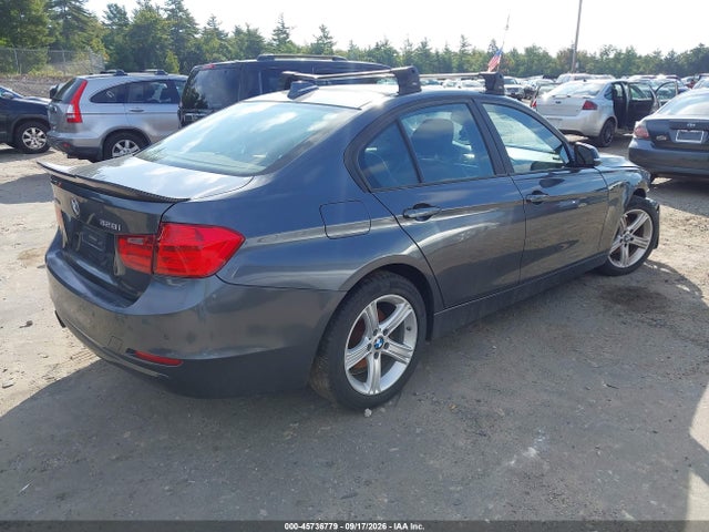 2013 Bmw 328i Xdrive მანქანა იყიდება აუქციონზე, vin: WBA3B5G50DNP40613, აუქციონის ნომერი: 45736779