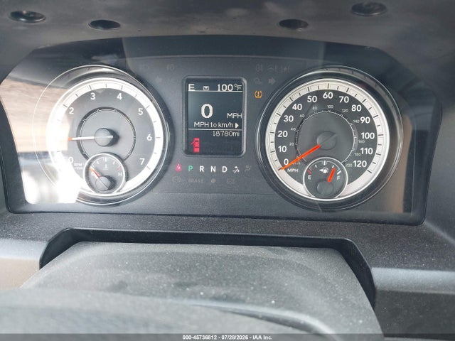 Продаж на аукціоні авто 2018 Ram 1500 Tradesman  4x4 6'4 Box, vin: 3C6JR7AGXJG323684, номер лоту: 45736812