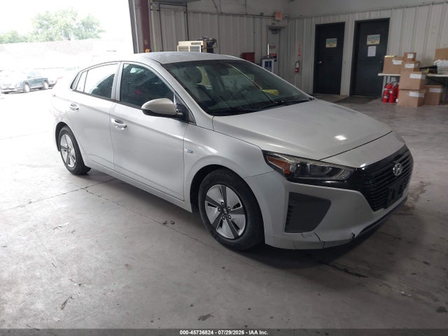 45736824 :رقم المزاد ، KMHC65LC1KU106902 vin ، 2019 Hyundai Ioniq Hybrid Blue مزاد بيع
