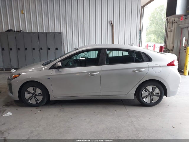 45736824 :رقم المزاد ، KMHC65LC1KU106902 vin ، 2019 Hyundai Ioniq Hybrid Blue مزاد بيع