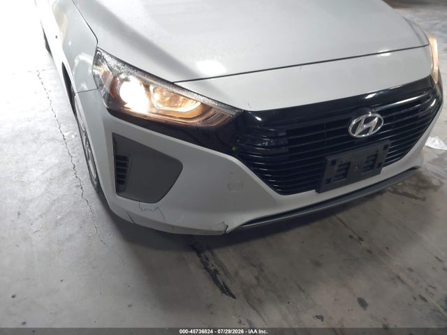 45736824 :رقم المزاد ، KMHC65LC1KU106902 vin ، 2019 Hyundai Ioniq Hybrid Blue مزاد بيع