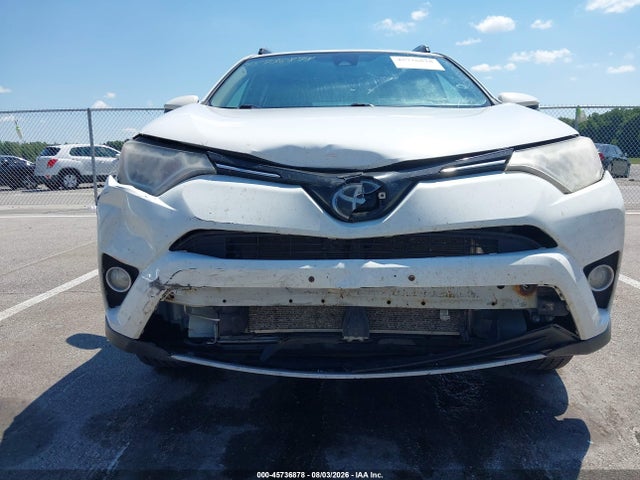 Toyota Rav4 Xle 2018 JTMRFREV1JJ202694 Image 12