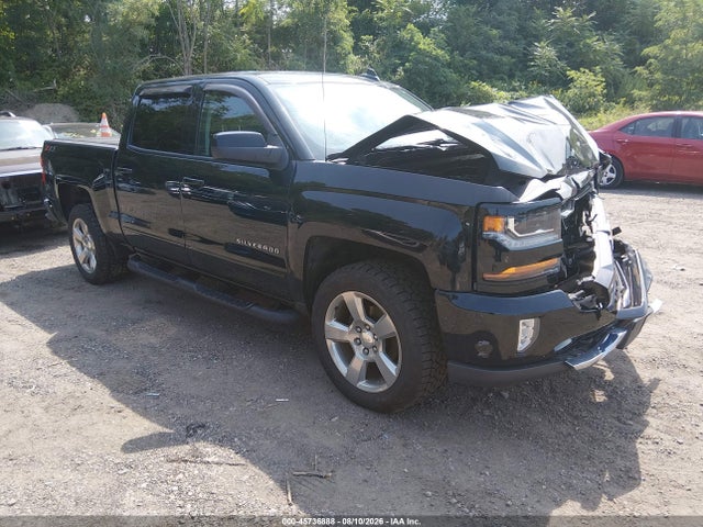 45736888 :رقم المزاد ، 3GCUKREC9JG646380 vin ، 2018 Chevrolet Silverado 1500 2lt مزاد بيع