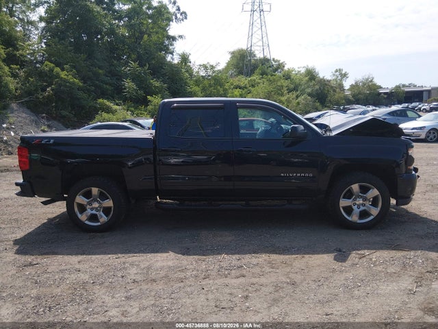 45736888 :رقم المزاد ، 3GCUKREC9JG646380 vin ، 2018 Chevrolet Silverado 1500 2lt مزاد بيع