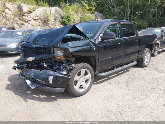 45736888 :رقم المزاد ، 3GCUKREC9JG646380 vin ، 2018 Chevrolet Silverado 1500 2lt مزاد بيع