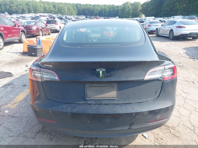45736935 :رقم المزاد ، 5YJ3E1EAXNF339573 vin ، 2022 Tesla Model 3 Rear-wheel Drive مزاد بيع