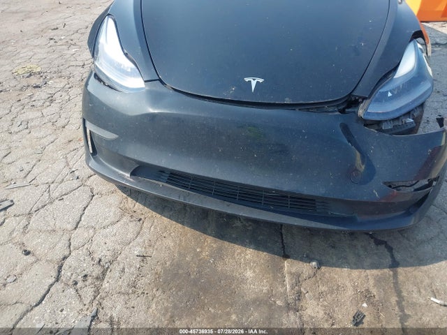 45736935 :رقم المزاد ، 5YJ3E1EAXNF339573 vin ، 2022 Tesla Model 3 Rear-wheel Drive مزاد بيع