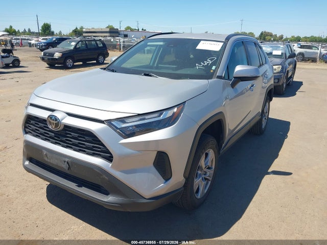 Toyota Rav4 Xle 2025 2T3W1RFV4SW387150 Image 2