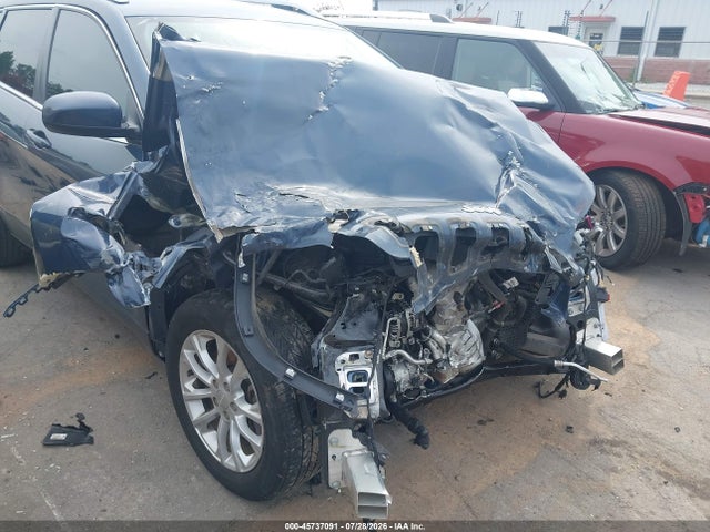 Auction sale of the 2019 Jeep Cherokee Latitude Fwd, vin: 1C4PJLCB7KD405875, lot number: 45737091