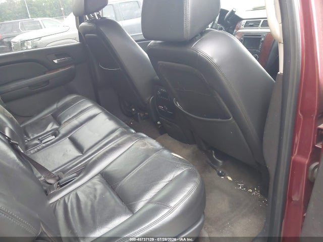 2008 Chevrolet Suburban 1500 Lt მანქანა იყიდება აუქციონზე, vin: 1GNFK16318R164206, აუქციონის ნომერი: 45737129