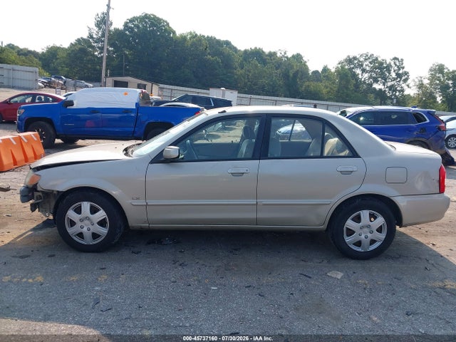 45737160 :رقم المزاد ، JM1BJ225520515735 vin ، 2002 Mazda Protege Dx/es/lx مزاد بيع