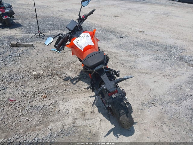 KTM 390 Duke 2024 MD2JPJ40XRN265745 Image 6