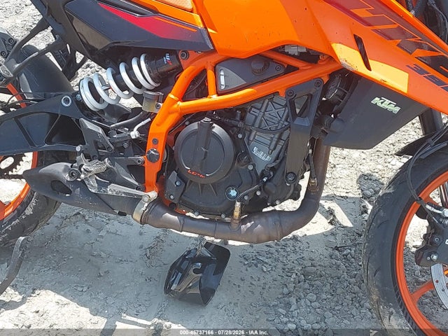 KTM 390 Duke 2024 MD2JPJ40XRN265745 Image 8