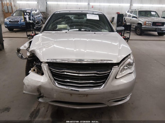 2013 Chrysler 200 Touring მანქანა იყიდება აუქციონზე, vin: 1C3CCBBB0DN509968, აუქციონის ნომერი: 45737169