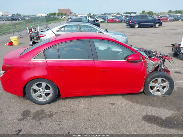 1G1PC5SB8E7482953 Chevrolet Cruze 1lt Auto