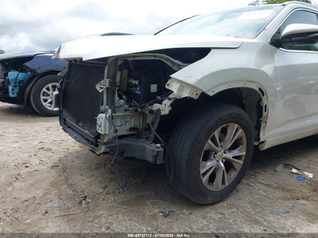 Продажа на аукционе авто 2015 Toyota Highlander Xle V6, vin: 5TDJKRFH2FS138225, номер лота: 45737173