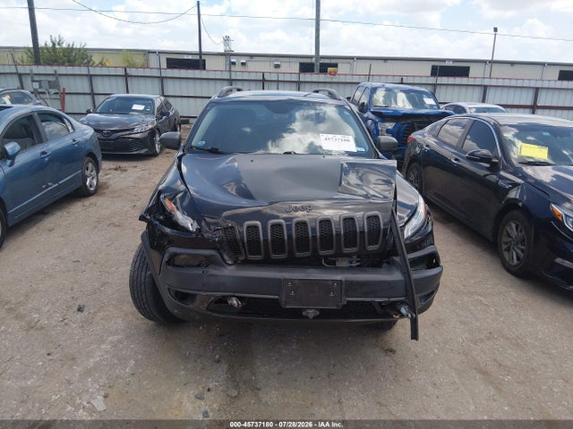 Продаж на аукціоні авто 2018 Jeep Cherokee Trailhawk 4x4, vin: 1C4PJMBX0JD583354, номер лоту: 45737180