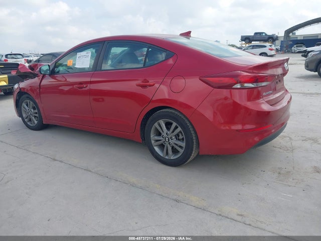 5NPD84LF0JH366062 Hyundai ELANTRA SEL