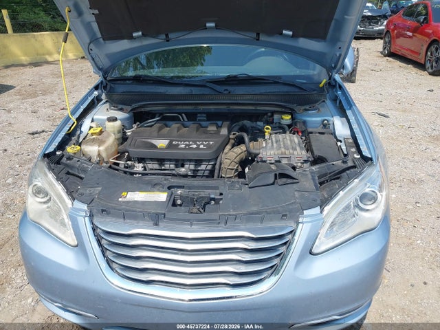 45737224 :رقم المزاد ، 1C3CCBBB1DN656221 vin ، 2013 Chrysler 200 Touring مزاد بيع