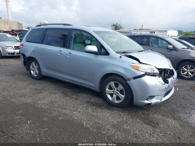 Aukcja sprzedaży 2013 Toyota Sienna Le V6 8 Passenger, vin: 5TDKK3DC5DS372073, numer aukcji: 45737240